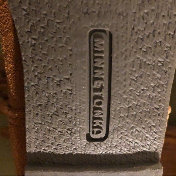 Like New Brown 3 Layer Fringe  Minnetonka Suede Boots - Picture 4 of 7